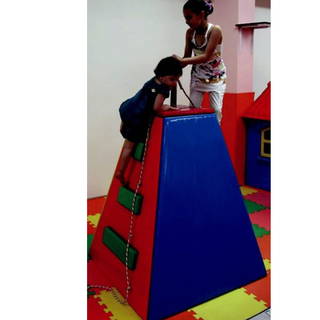 Sünger Piramit Tırmanma