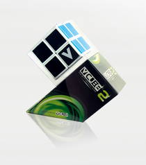 V Cube 2 Renkli Klasik Küp