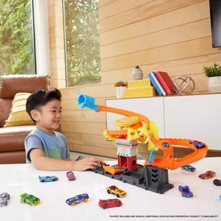 Hot Wheels Pizza Slam Kobra Saldırısı Oyun Seti Htn81