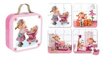 Multipuzzle Lilou Bebeği ile Oynuyor 02881